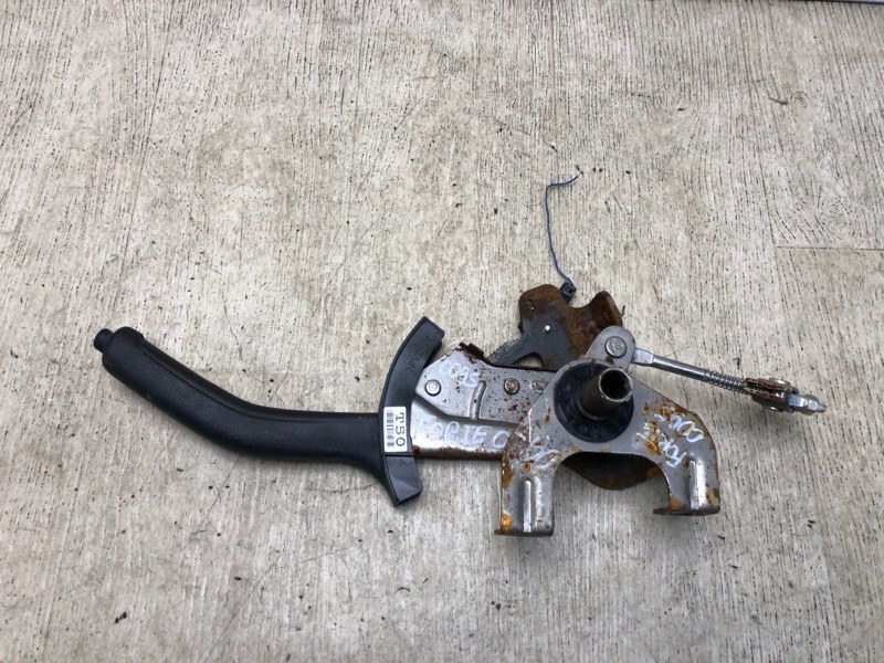 Рычаг стояночного тормоза KIA FORTE/CERATO TD 08-13 2009 TD 2.0 G4KD 59710-1M500WK Б/У