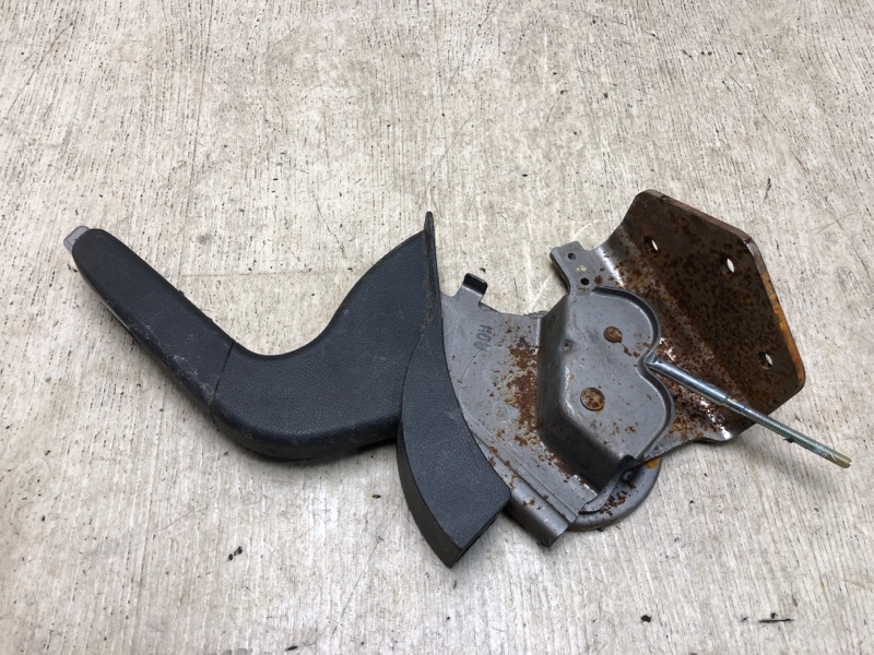 Рычаг стояночного тормоза HYUNDAI ELANTRA MD 10-15 MD 1.8 G4NB