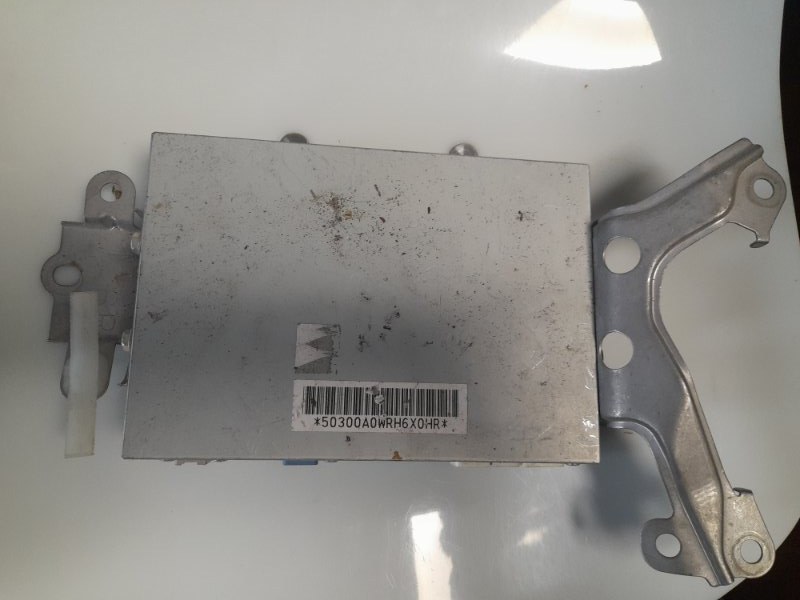 Блок управления мультимедиа LEXUS LX570 07-15 Блок управления мультимедиа LEXUS LX570 07-15