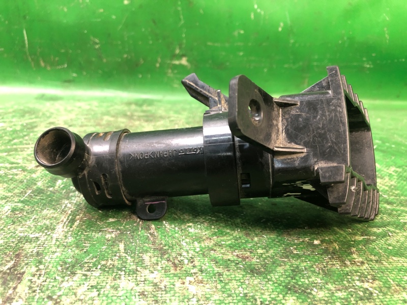 Форсунка омывателя фар правая SUBARU FORESTER SG 02-07