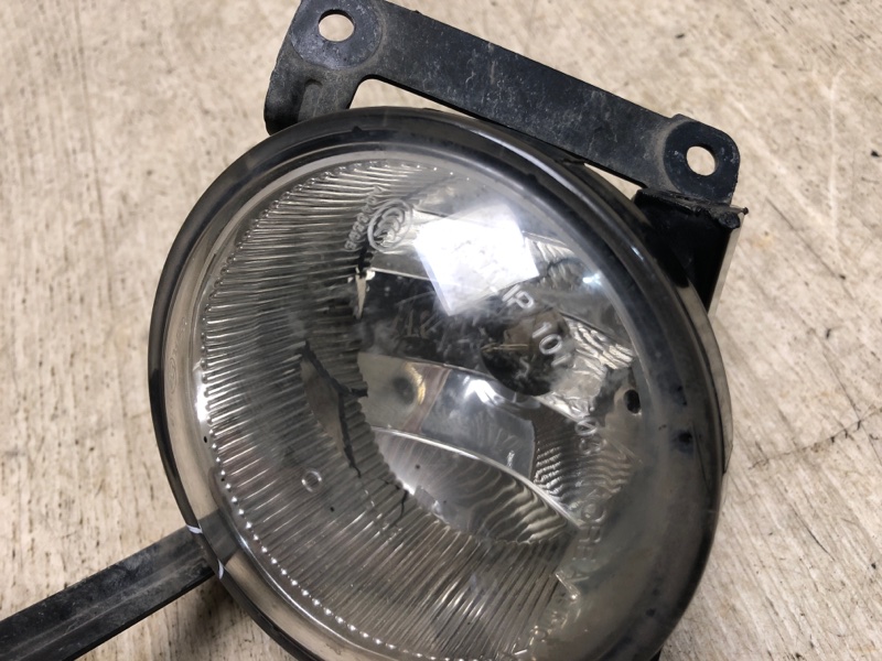 Противотуманная фара правая TUCSON 04-10