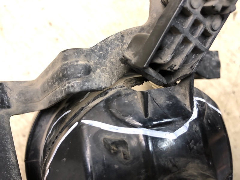 Противотуманная фара правая TUCSON 04-10