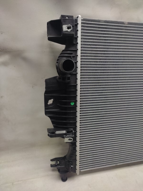 Радиатор основной FORD FUSION 14- Радиатор основной FORD FUSION 14-