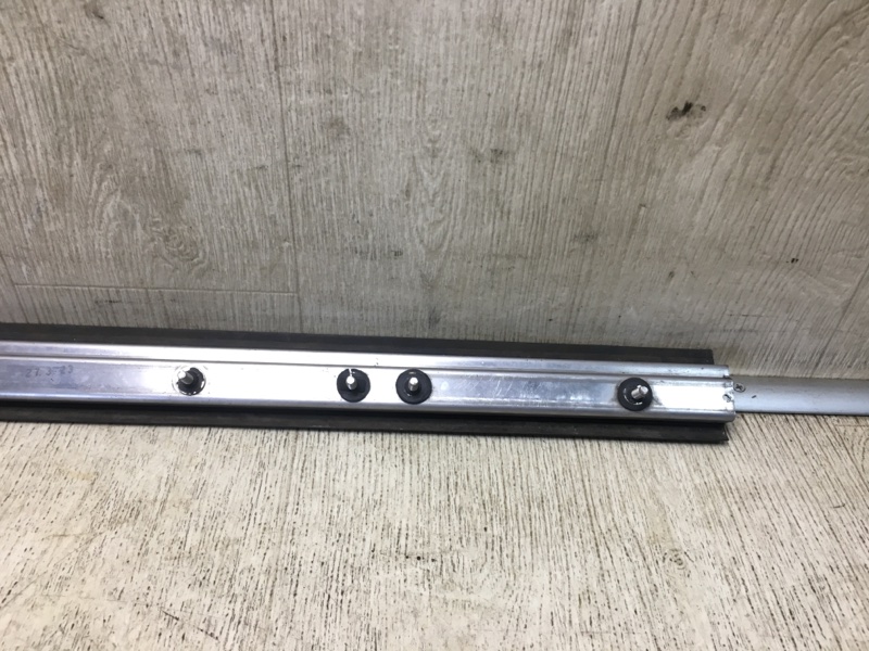 Механизм замка двери сдвижной правый NV200 USA 13-