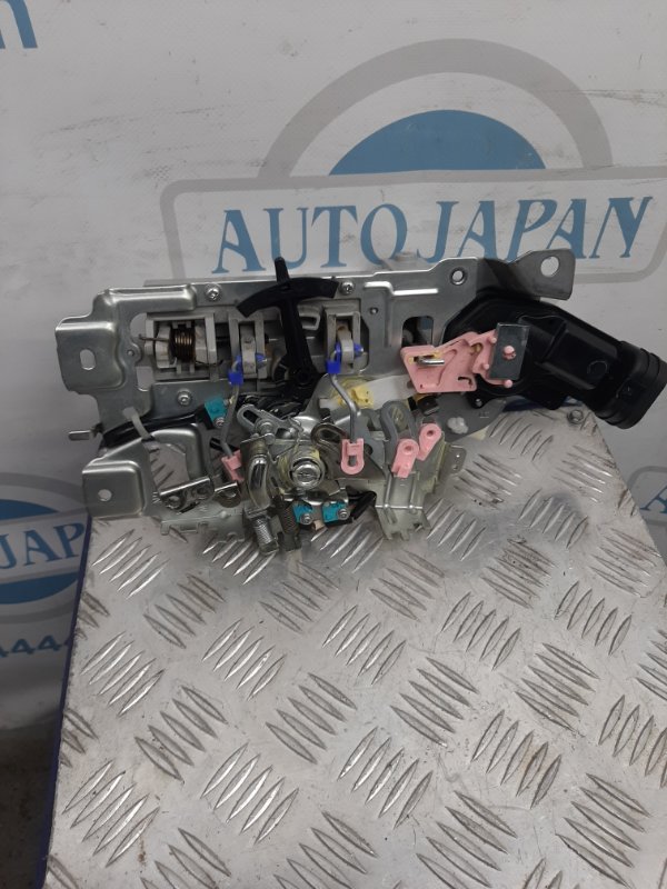 Ручка двери внутренняя задняя левая SIENNA 11-16