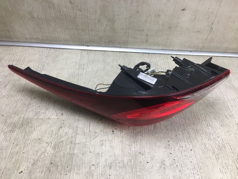 Фонарь наружный правый HYUNDAI ELANTRA MD 10-15 Седан 1.8 G4NB Фонарь наружный правый HYUNDAI ELANTRA MD 10-15 Седан 1.8 G4NB