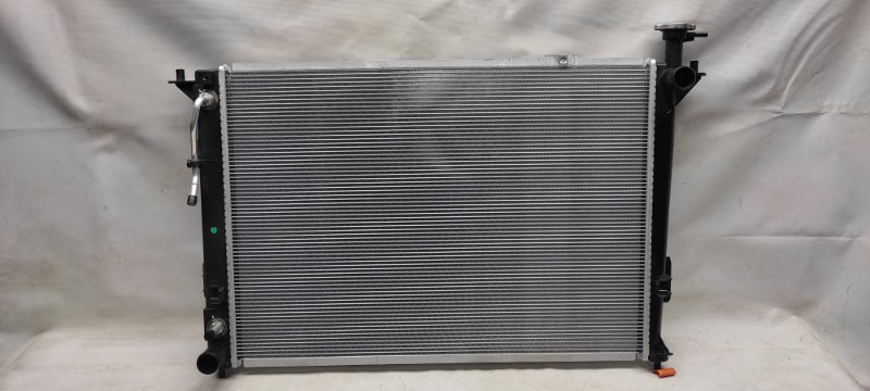 Радиатор основной HYUNDAI SANTA FE (DM) 12-18 25310-1U250 новая
