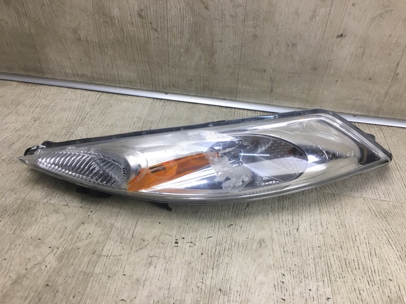 Указатель поворота левый NISSAN JUKE 10-19 2011 1.6 MR16DDT 261251KM0B Б/У