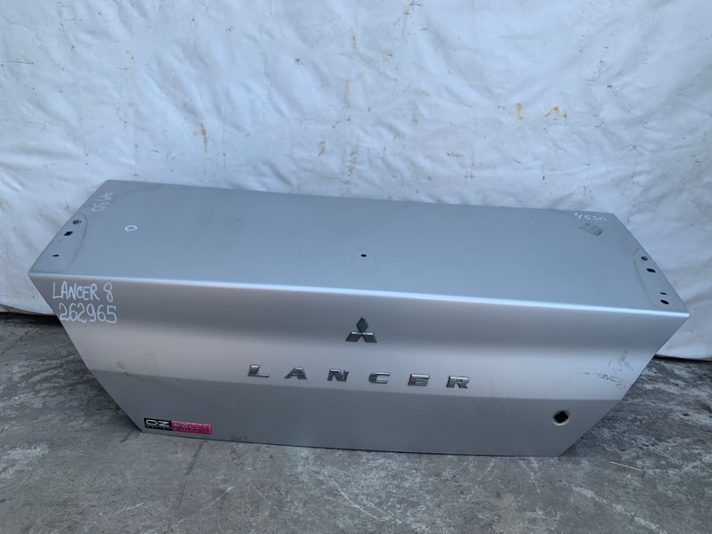Крышка багажника MITSUBISHI LANCER 4/5/6/7/8 88-02 00-03 8 MR981363 Б/У