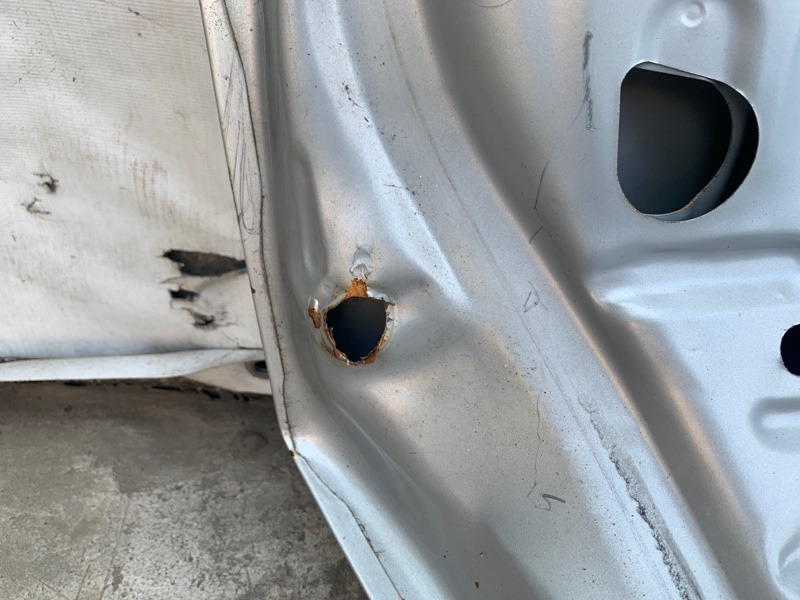 Крышка багажника LANCER 4/5/6/7/8 88-02 00-03 8