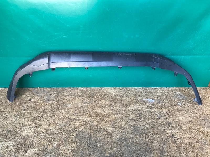 Бампер передний TOYOTA RAV4 18- Бампер передний TOYOTA RAV4 18-