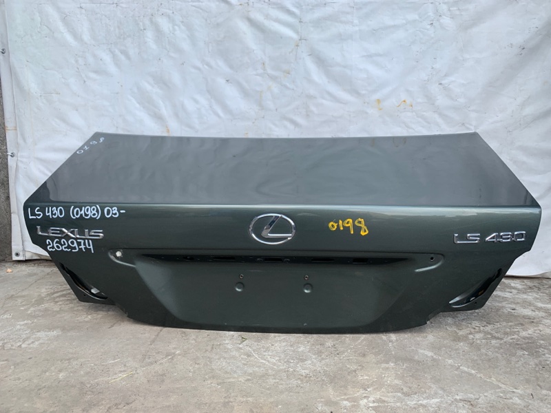Крышка багажника LEXUS LS430 00-06 2004 UCF30L 4.3 3UZFE 64401-50230 Б/У