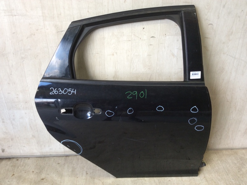 Дверь задняя правая FORD FOCUS 10-18 2016 MK3 2.0 C20HDEX DM5Z-5824630-C Б/У