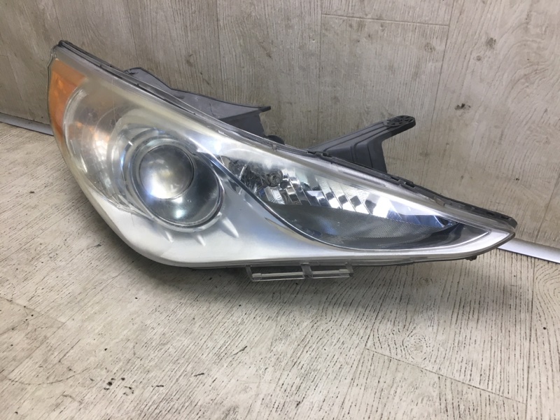 Фара правая SONATA YF 10-14 2011 YF 2.4 G4KJ