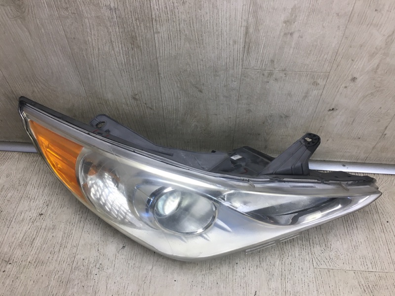 Фара правая SONATA YF 10-14 2011 YF 2.4 G4KJ