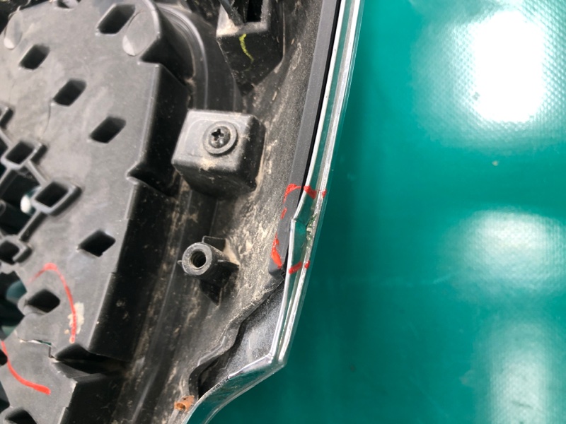 Решетка радиатора SORENTO UM 14-