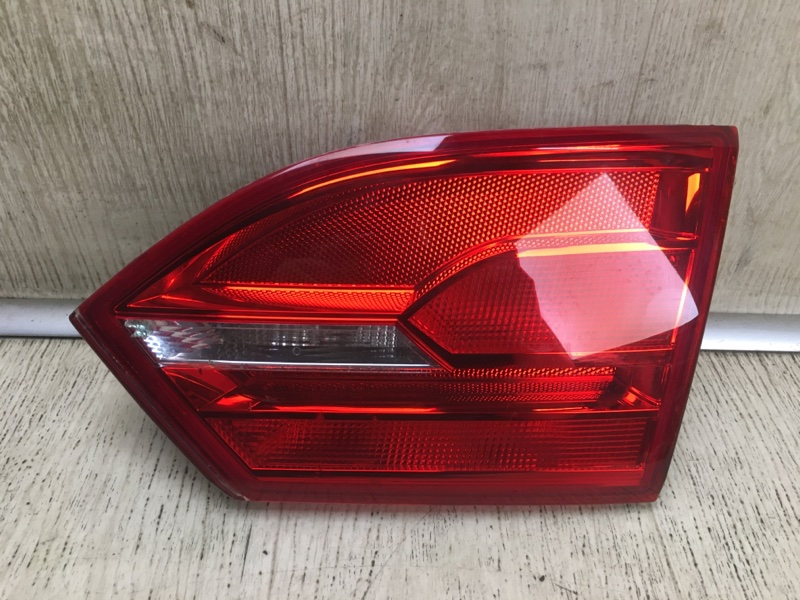 Фонарь внутренний задний правый VOLKSWAGEN JETTA USA 10-17 2011 Седан CBTA 2.5L 5C6945094 Б/У