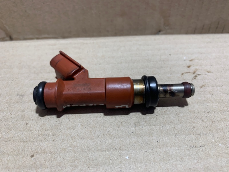 Форсунка топливная SIENNA 03-10 2006 3.5 2GR-FE Форсунка топливная SIENNA 03-10 2006 3.5 2GR-FE