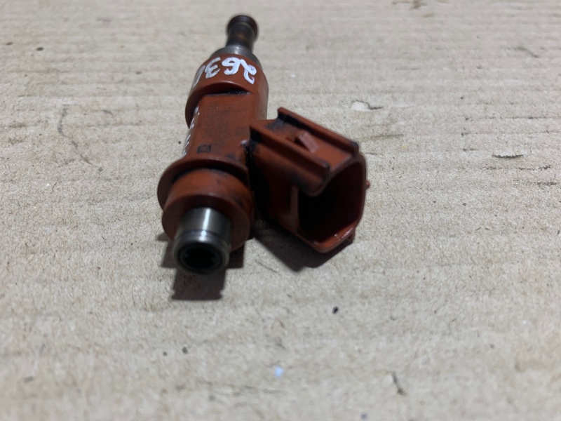 Форсунка топливная SIENNA 03-10 2006 3.5 2GR-FE Форсунка топливная SIENNA 03-10 2006 3.5 2GR-FE