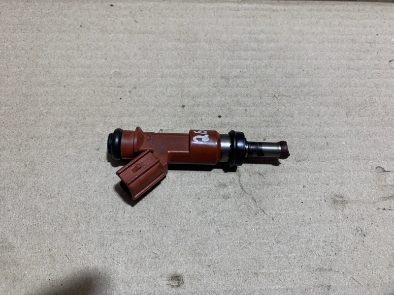 Форсунка топливная SIENNA 03-10 2006 3.5 2GR-FE