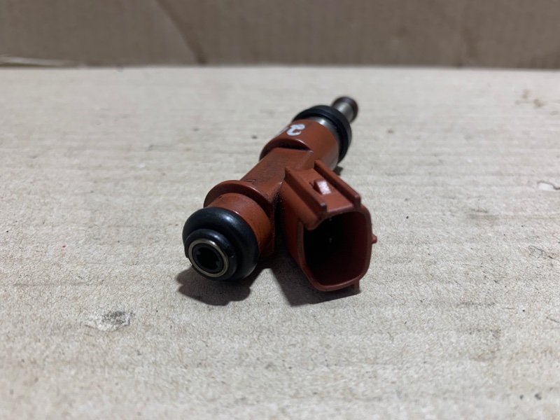 Форсунка топливная SIENNA 03-10 2006 3.5 2GR-FE