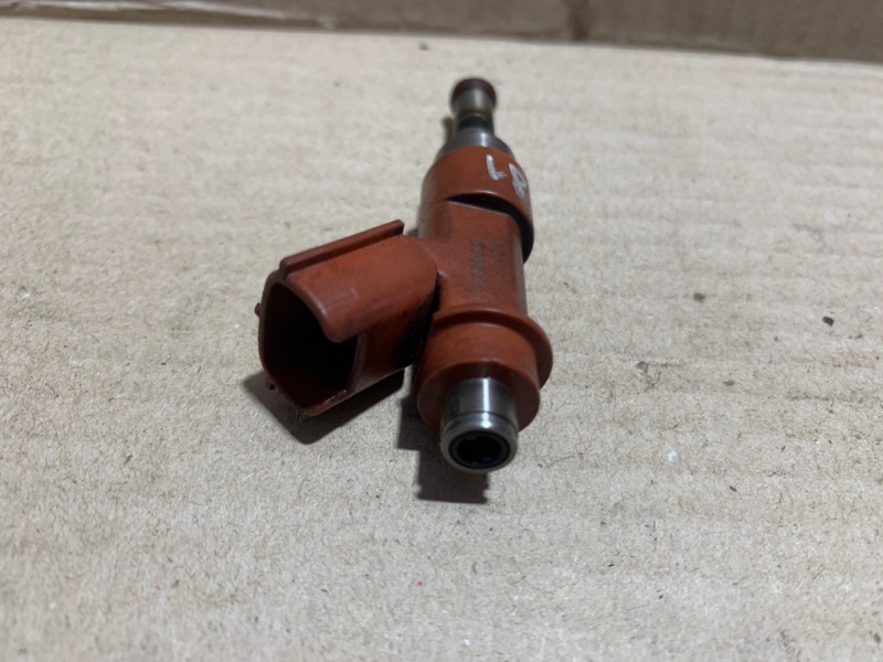 Форсунка топливная SIENNA 03-10 2006 3.5 2GR-FE