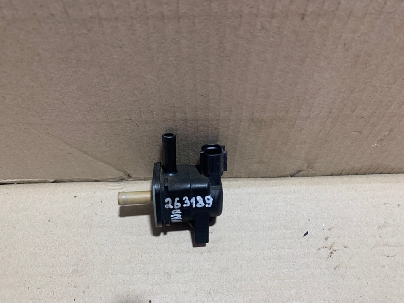 Клапан электромагнитный (вакуумный) SIENNA 03-10 2006 3.5 2GR-FE Клапан электромагнитный (вакуумный) SIENNA 03-10 2006 3.5 2GR-FE