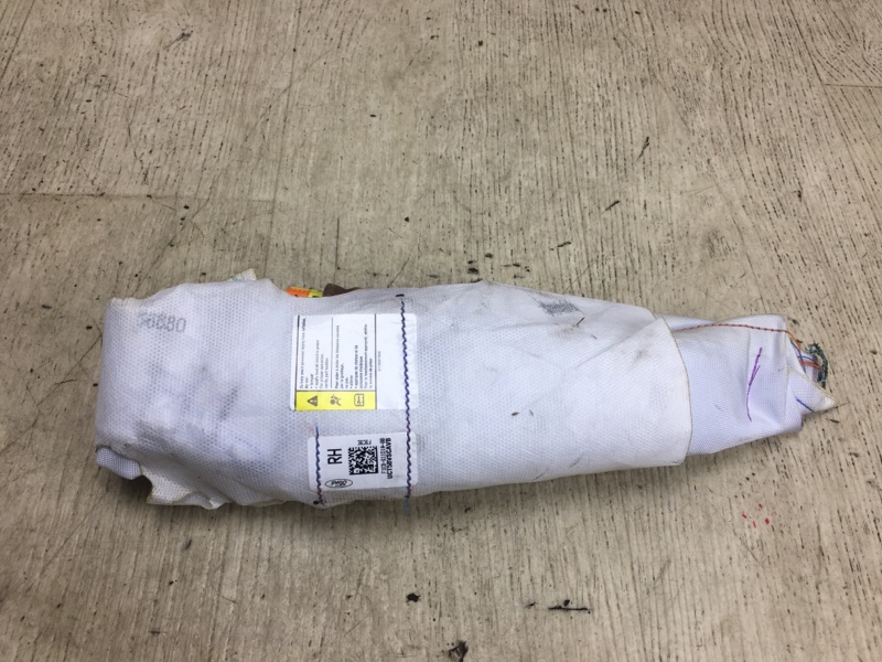 Подушка безопасности в сиденье передняя правая FORD FOCUS 10-18 2016 MK3 2.0 C20HDEX F1EZ-99611D10-B Б/У