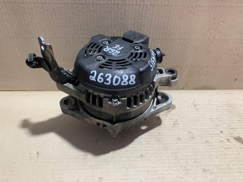 Запчасть генератор TOYOTA SIENNA 03-10 2006 3.5 2GR-FE 27060-0P240 Б/У Генератор TOYOTA SIENNA 03-10 2006 3.5 2GR-FE 27060-0P240 Б/У