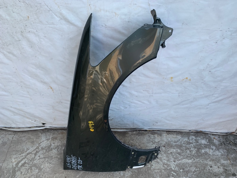 Крыло переднее правое LS430 00-06 2004 UCF30L 4.3 3UZFE Крыло переднее правое LS430 00-06 2004 UCF30L 4.3 3UZFE