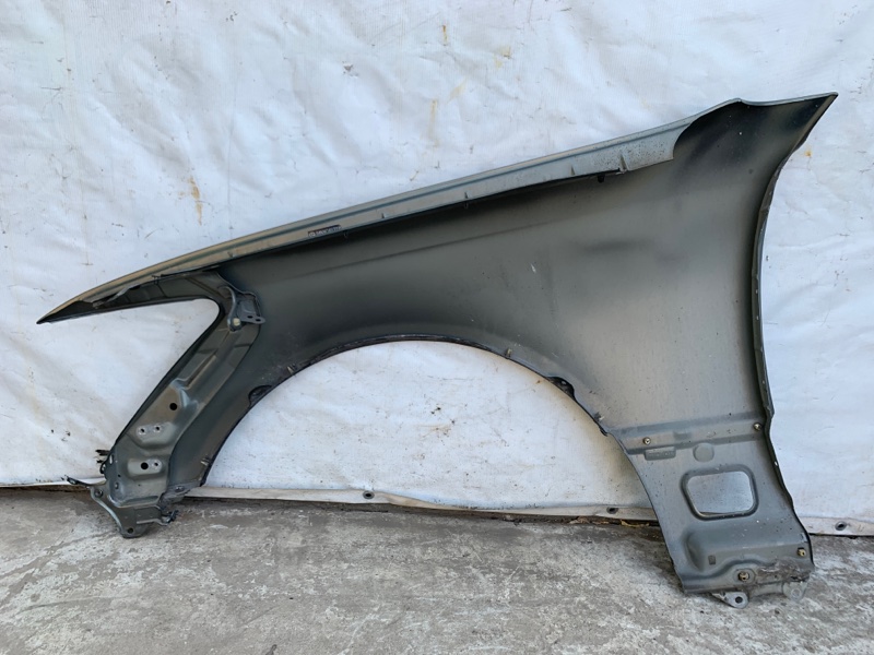 Крыло переднее правое LS430 00-06 2004 UCF30L 4.3 3UZFE Крыло переднее правое LS430 00-06 2004 UCF30L 4.3 3UZFE