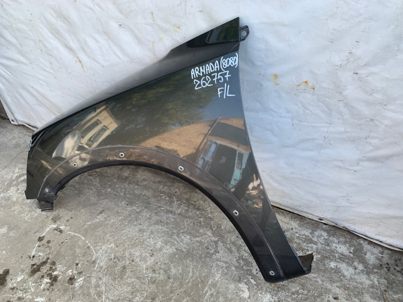 Крыло переднее левое NISSAN QX56 / TITAN / ARMADA 04-16 VK56DE