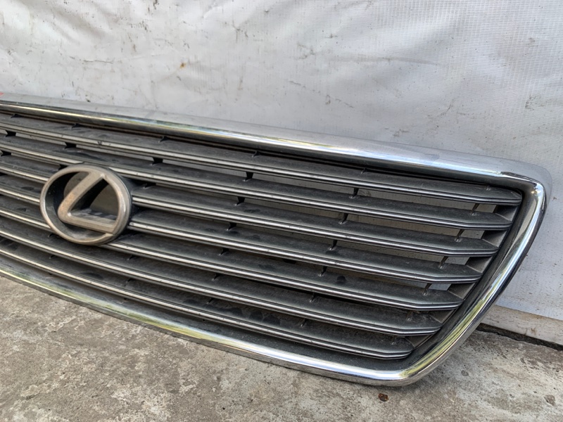 Решетка радиатора LS430 00-06 2000 UCF30L 4.3 3UZFE Решетка радиатора LS430 00-06 2000 UCF30L 4.3 3UZFE