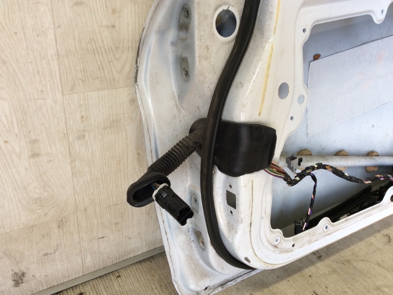 Дверь передняя правая FIESTA 08-17 2012 1.6 C16HDEX