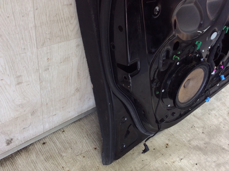 Дверь передняя левая JETTA 05-10 2007 Седан 2.5