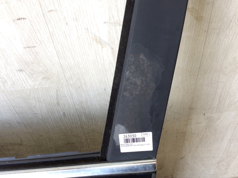 Дверь передняя левая JETTA 05-10 2007 Седан 2.5