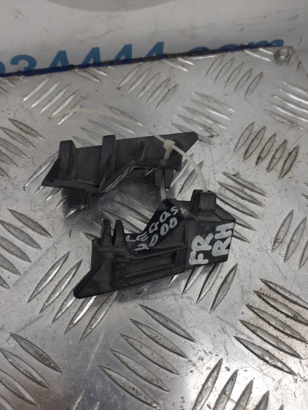 Кронштейн переднего бампера SUBARU LEGACY 98-03 BH/BE 2000 57765AE010 Б/У