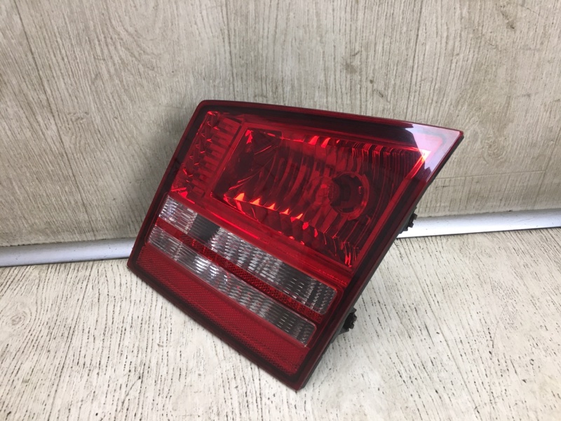 Фонарь внутренний задний правый DODGE JOURNEY 08-20 3.5 EGF