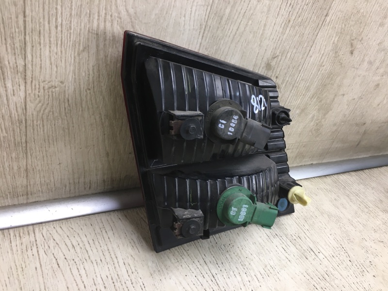 Фонарь внутренний задний правый JOURNEY 08-20 2010 3.5 EGF