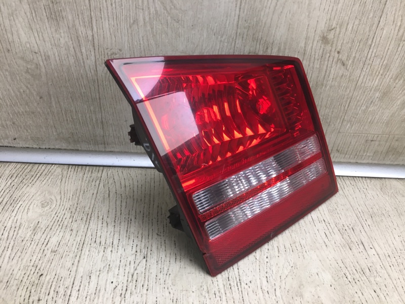 Фонарь внутренний задний левый JOURNEY 08-20 2010 3.5 EGF Фонарь внутренний задний левый JOURNEY 08-20 2010 3.5 EGF