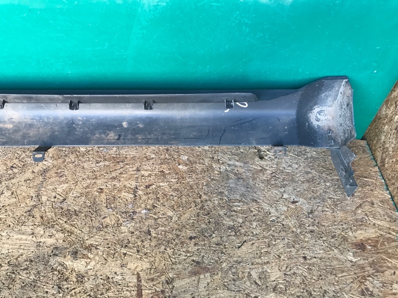 Накладка порога наружная правая JOURNEY 08-20 Внедорожник Накладка порога наружная правая JOURNEY 08-20 Внедорожник