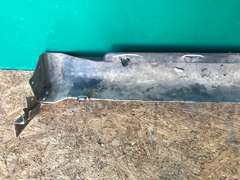 Накладка порога наружная левая JOURNEY 08-20 Внедорожник