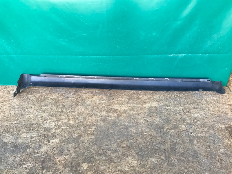 Накладка порога наружная левая JOURNEY 08-20 Внедорожник Накладка порога наружная левая JOURNEY 08-20 Внедорожник