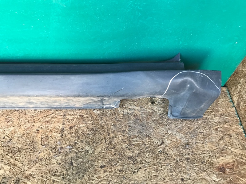 Накладка порога наружная правая MDX (YD3) 13-21 2016 Внедорожник 3.5 J35Y5