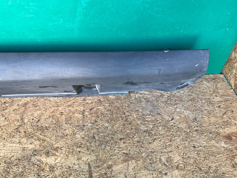 Накладка порога наружная правая FOCUS 10-18 2014 Седан 2.0 XQDA