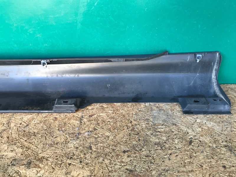 Накладка порога наружная правая FOCUS 10-18 2014 Седан 2.0 XQDA