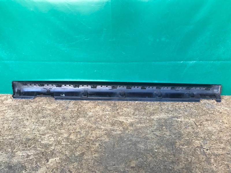 Накладка порога наружная левая PASSAT CC 12-18 2014 Седан 2.0 CCTA