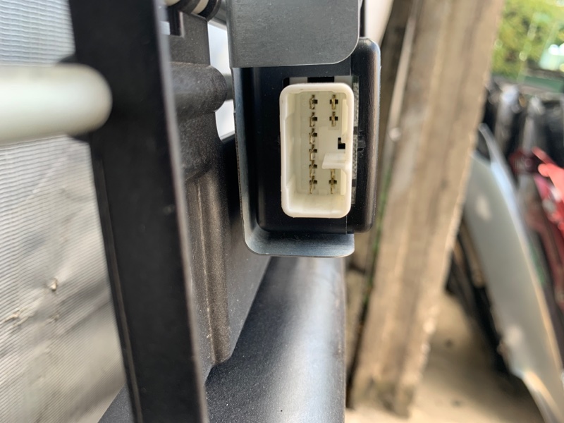 Шторка крыши (люка) QX60/JX35 12-20