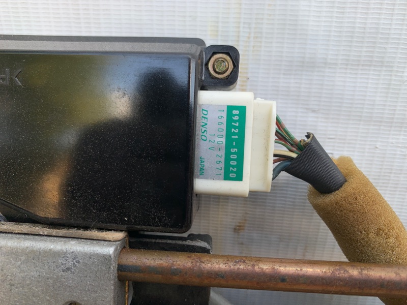 Люк LS430 00-06 2000 UCF30L 4.3 3UZFE