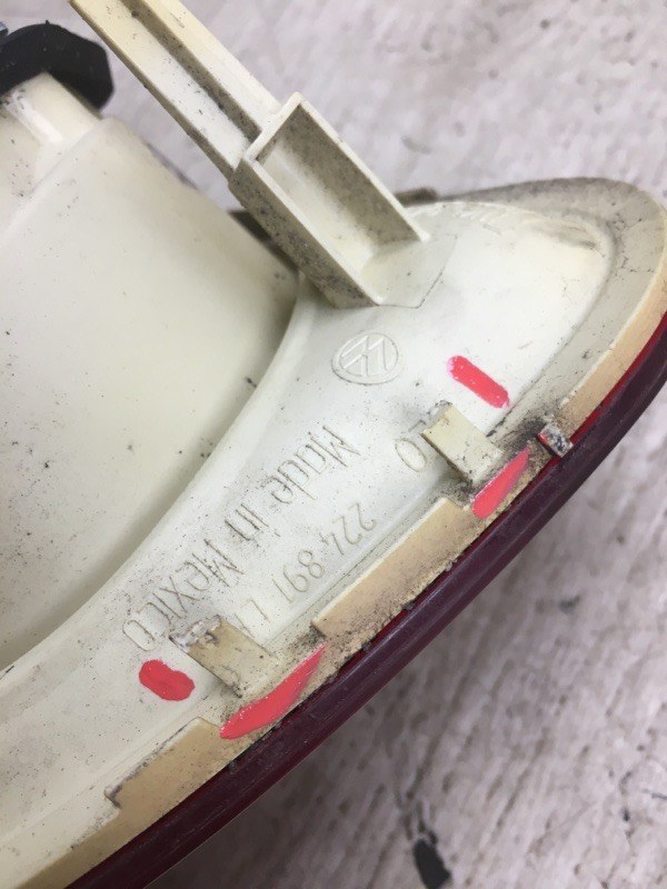 Фонарь внутренний задний левый JETTA 05-10 2007 Седан 2.5